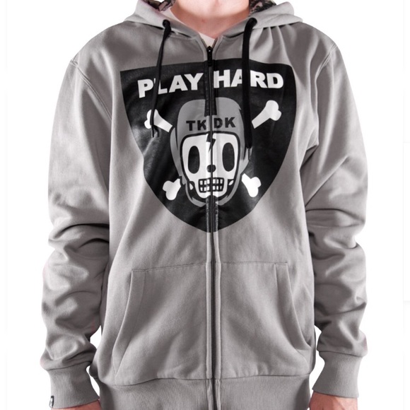 Play Hard TkDk sweater - Picture 1 of 1